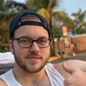 Meet your Posher, Eric